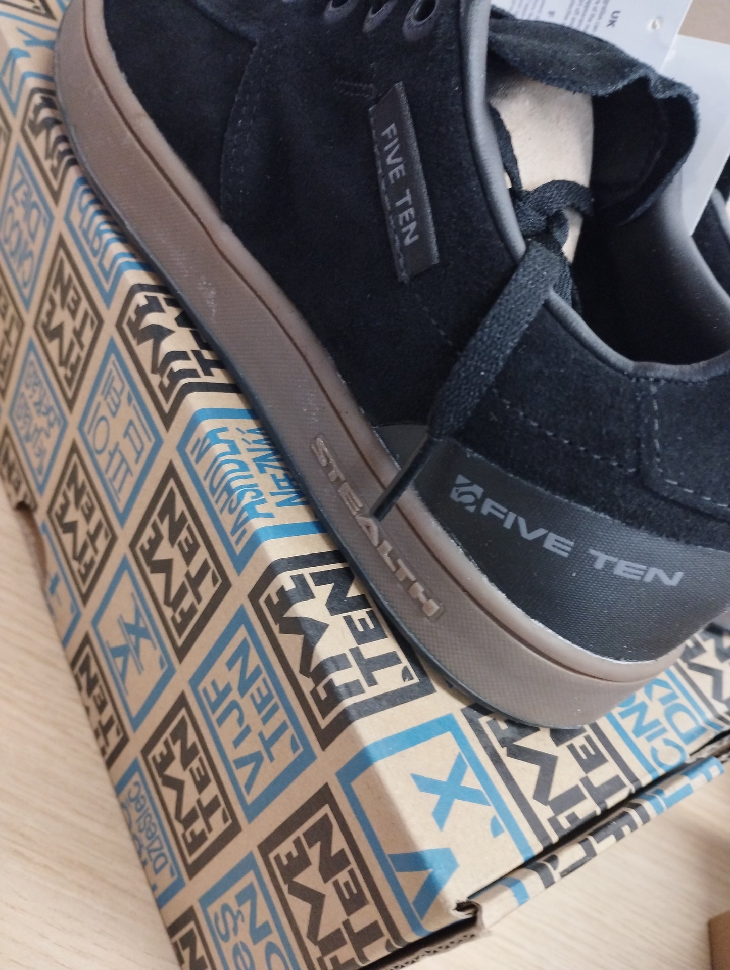 ADIDAS Five Ten Sleuth Stealth Trainers-UK6.5