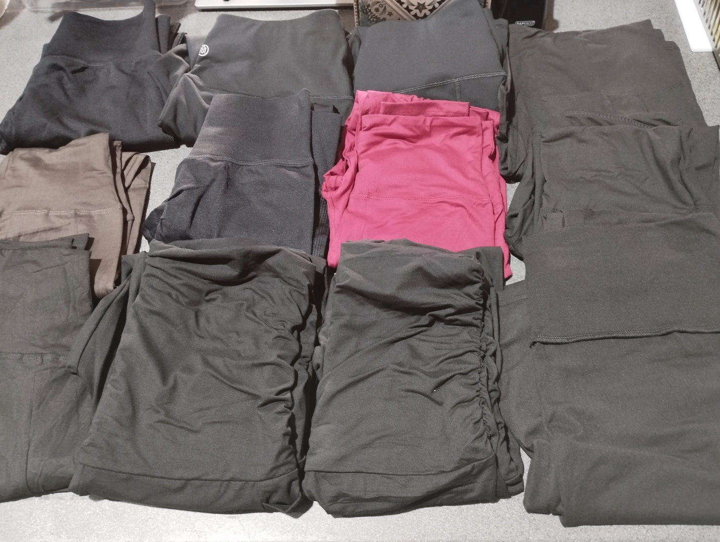 Joblot OF 36 Pairs of gym leggings/trousers all new without tags