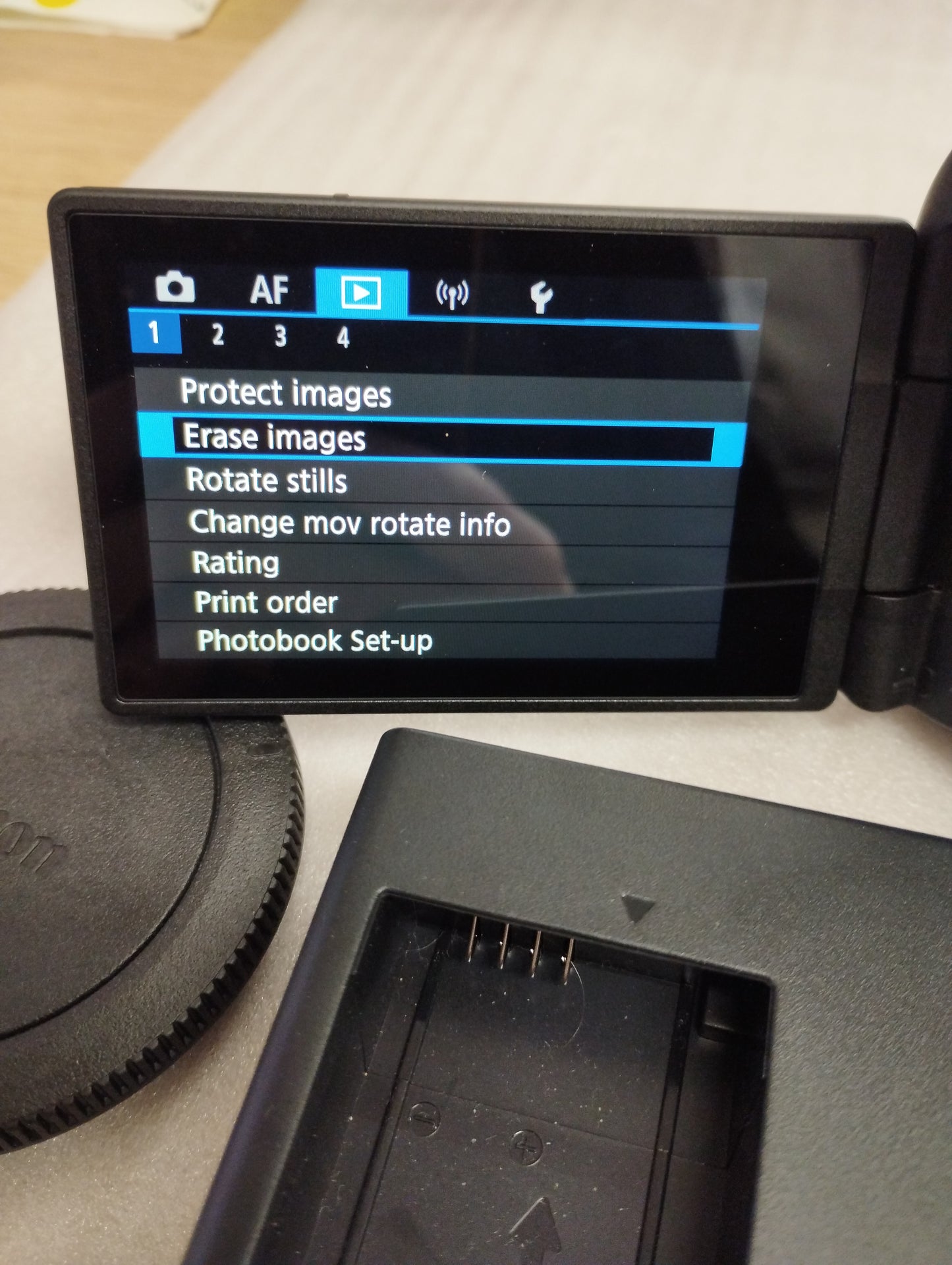 Canon EOS R10 Mirrorless Camera + RF-S 18-45mm F4.5-6.3 IS STM Lens