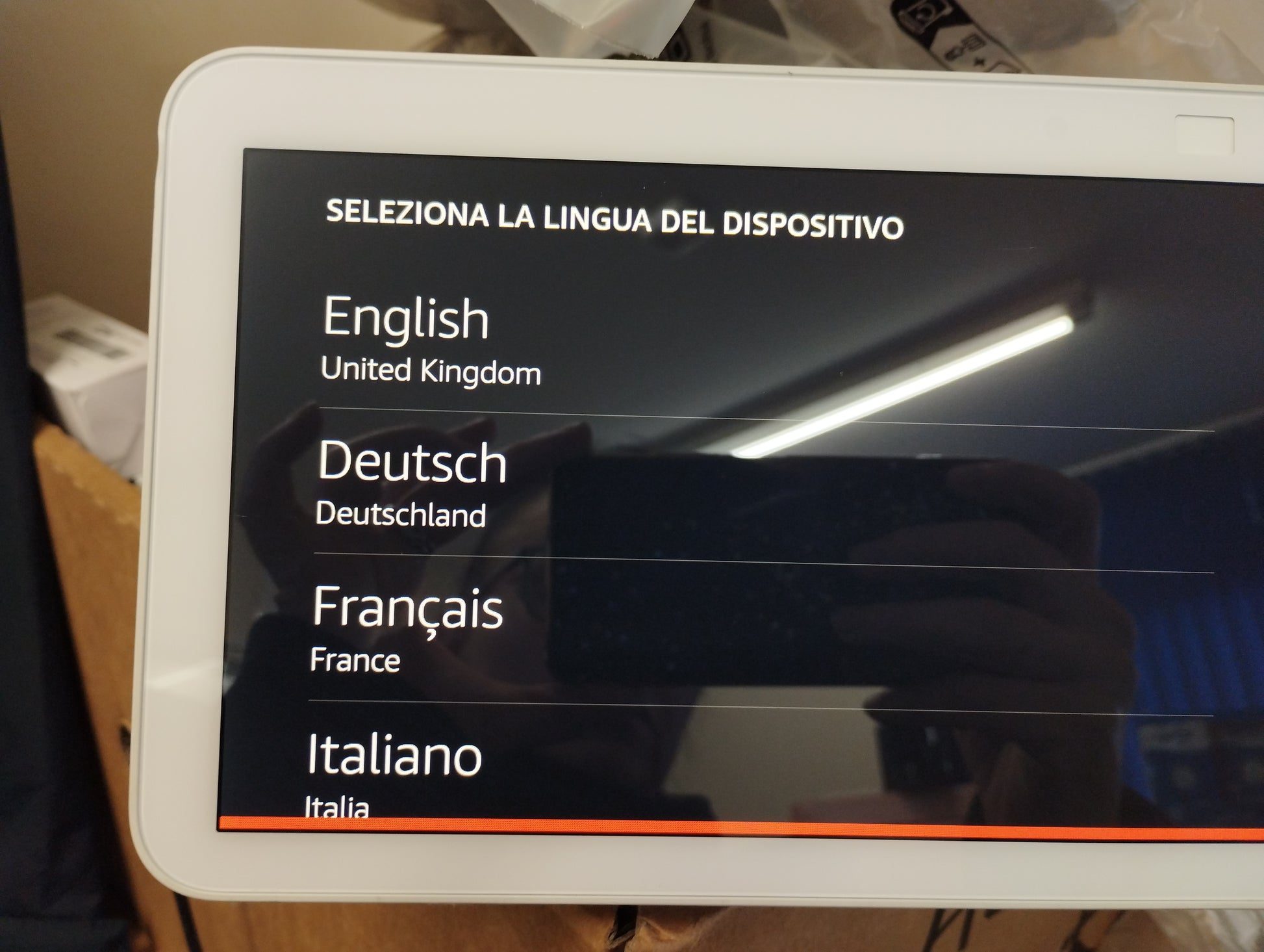 Echo Show 8 | 2nd generation (2021 release), HD smart display with Alexa and 13 MP camera | Glacier White