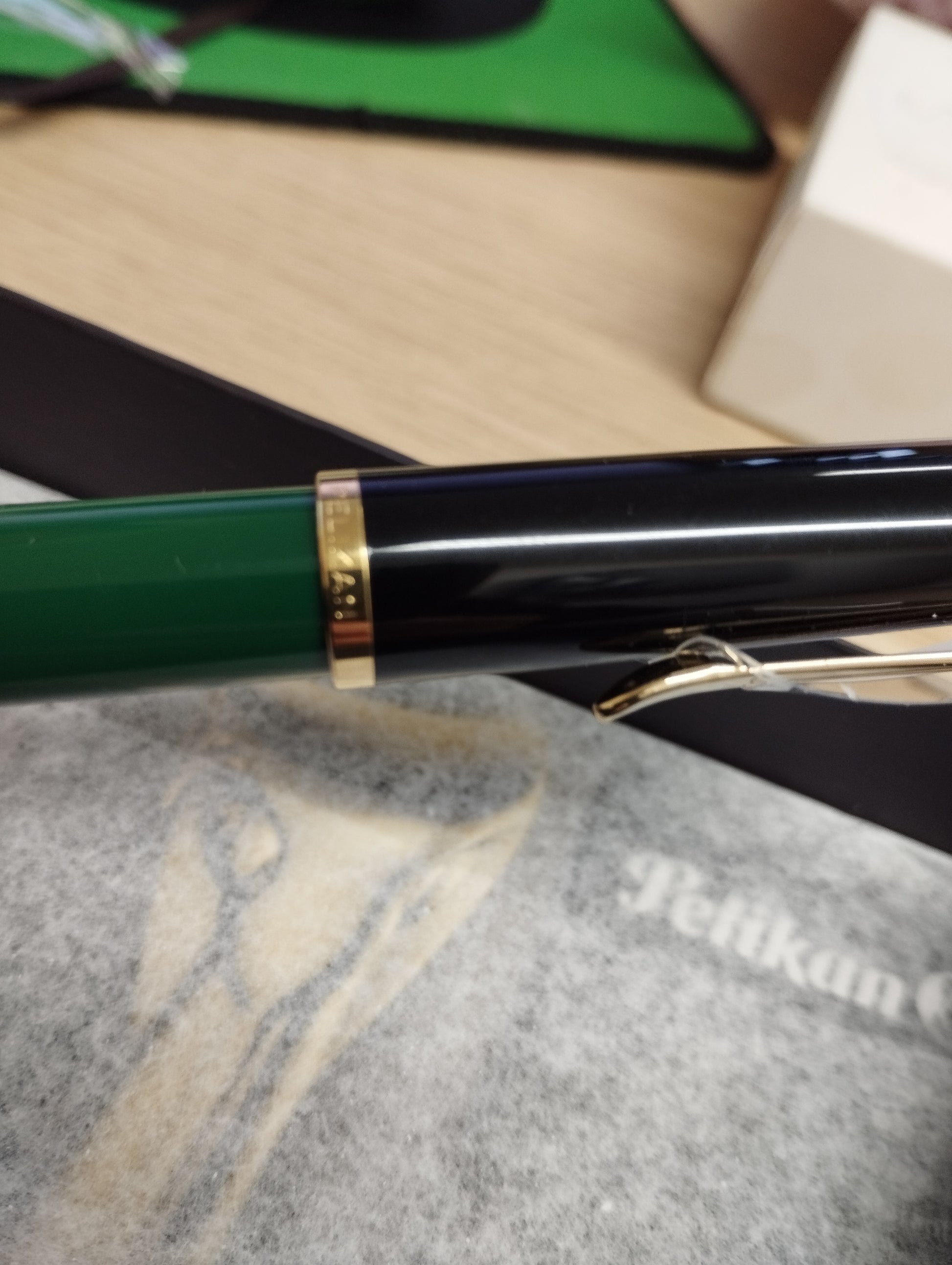 Pelikan M120 Fountain Pen Black/Green