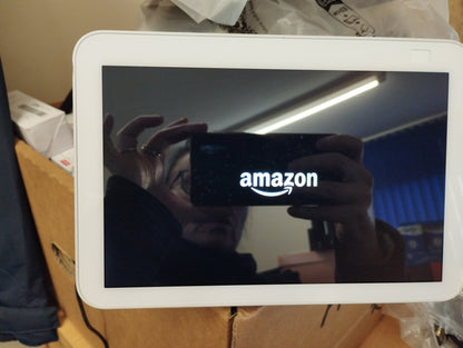 Echo Show 8 | 2nd generation (2021 release), HD smart display with Alexa and 13 MP camera | Glacier White