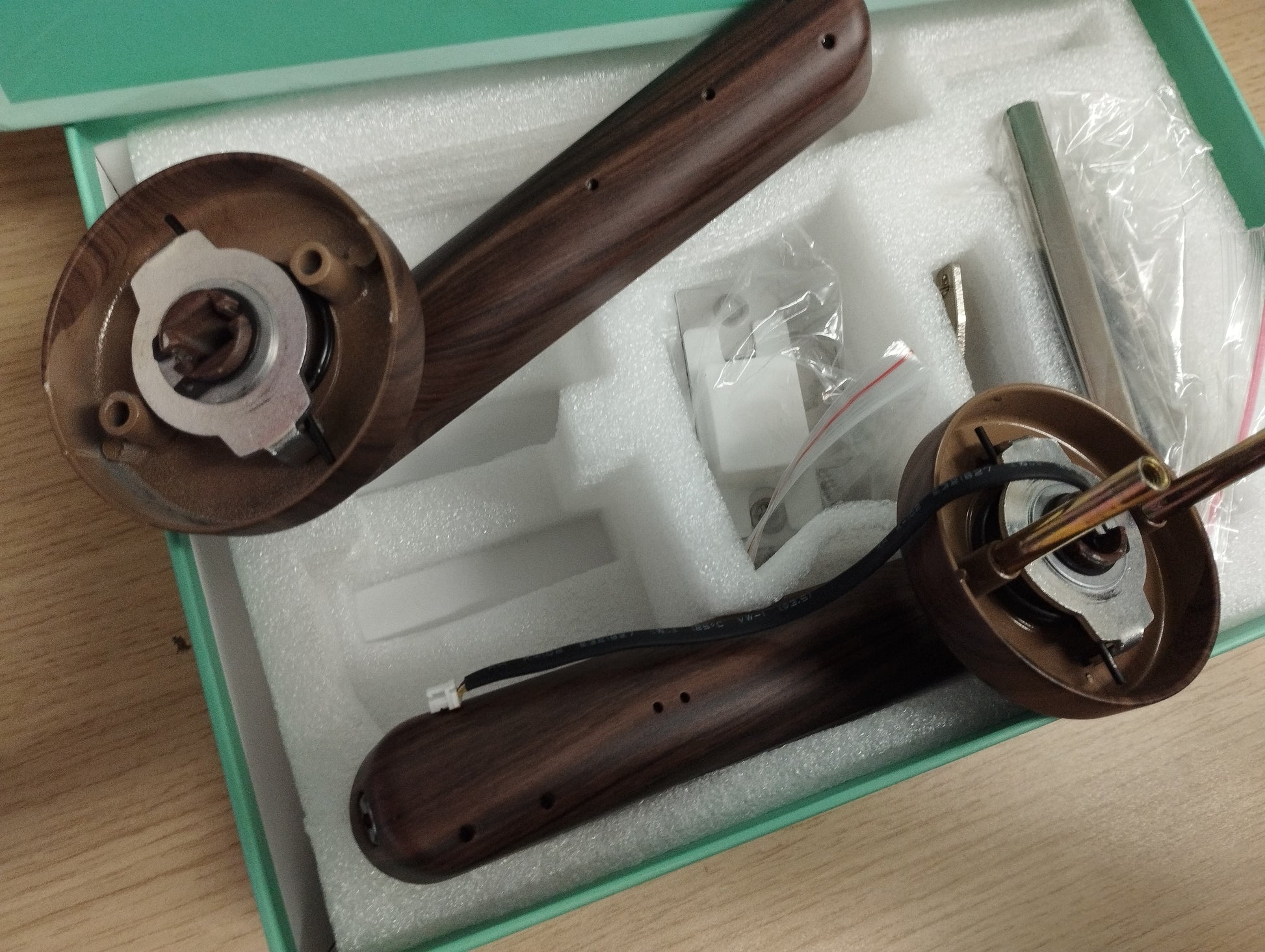 Fingerprint Door Lock YL-H8