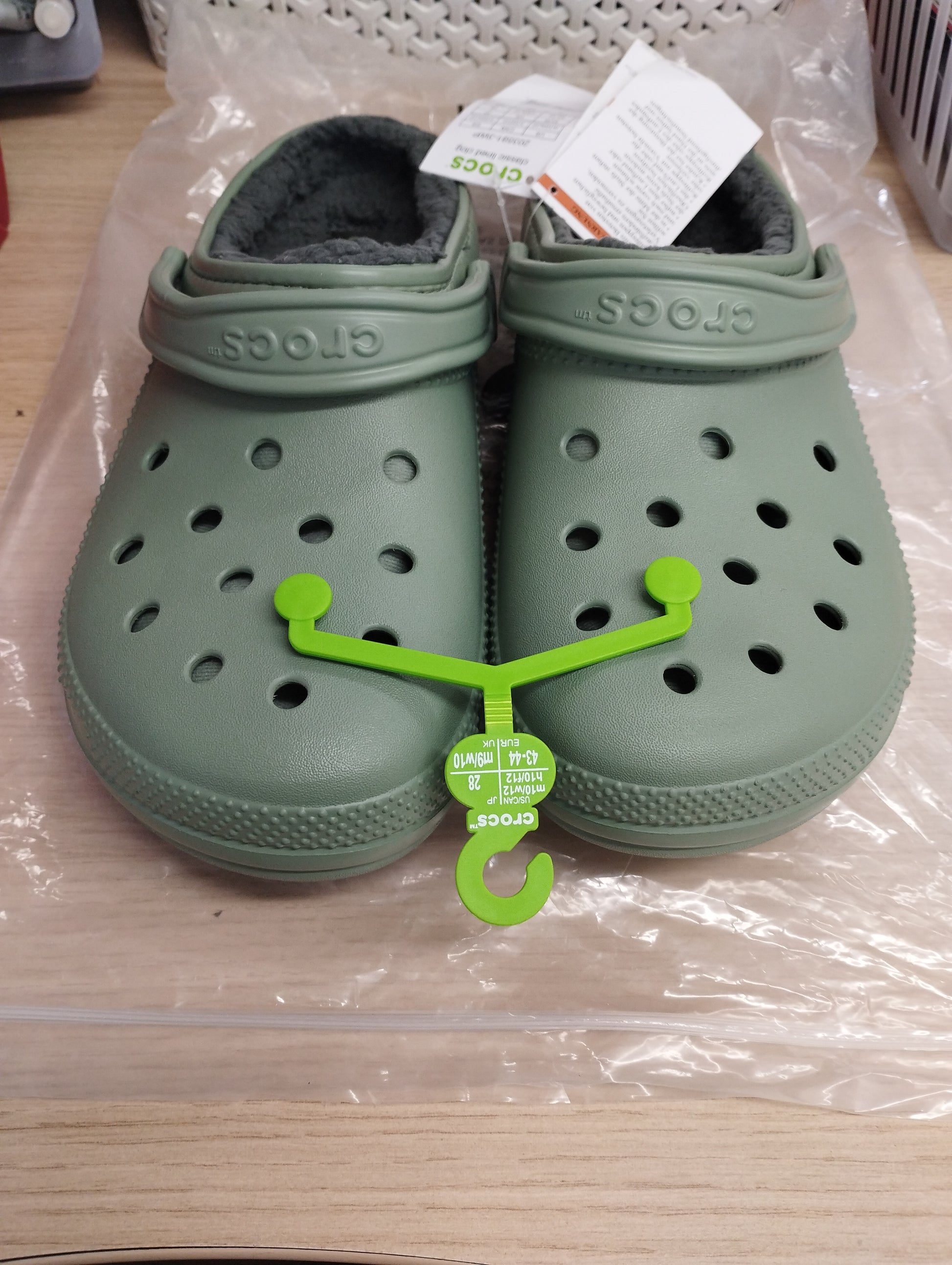 CROCS Fur Lined Classic- moss/multi UK M9/W10