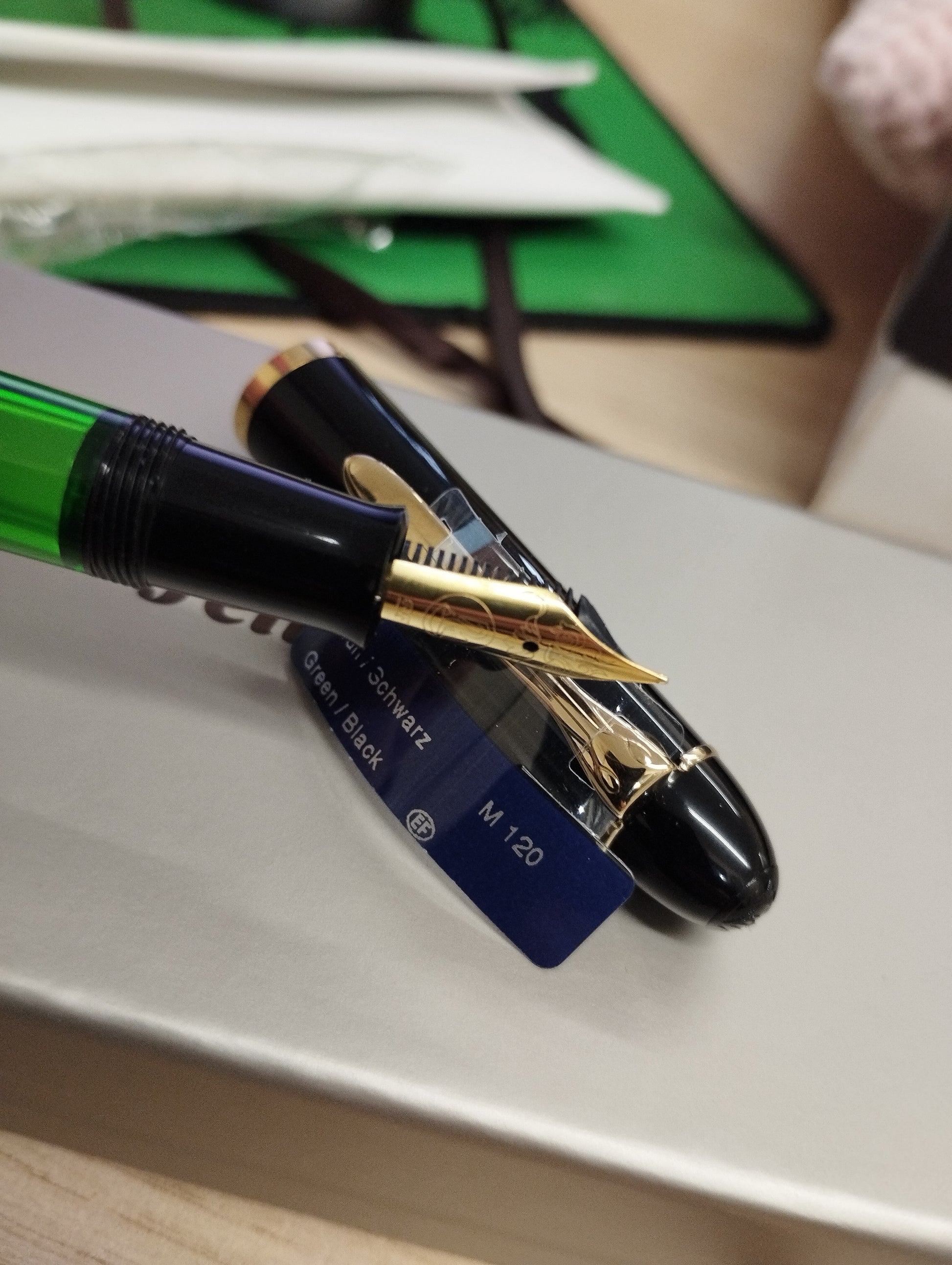 Pelikan M120 Fountain Pen Black/Green