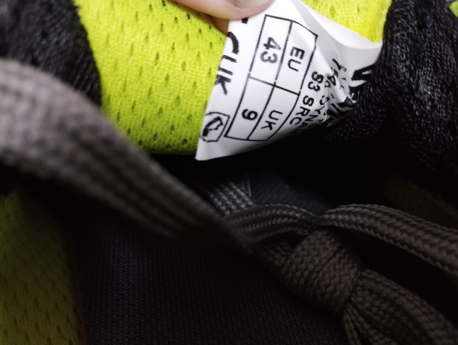 Veltuff SF7540 UK9 Safety Shoe