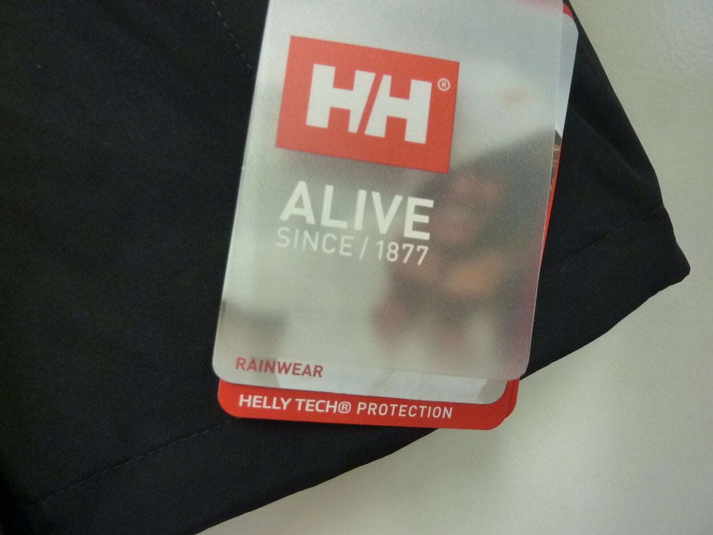 WOMENS HELLY HANSEN RAIN PROOF JACKET SIZE XS