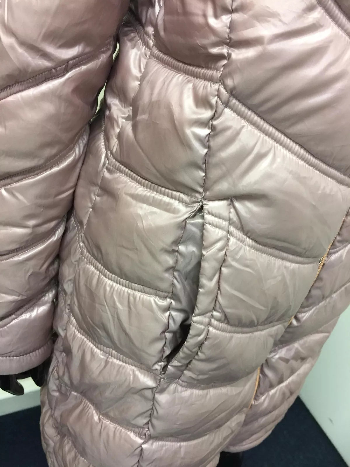 Calvin Klein Womens Chevron Quilted Packable Down Jacket Medium