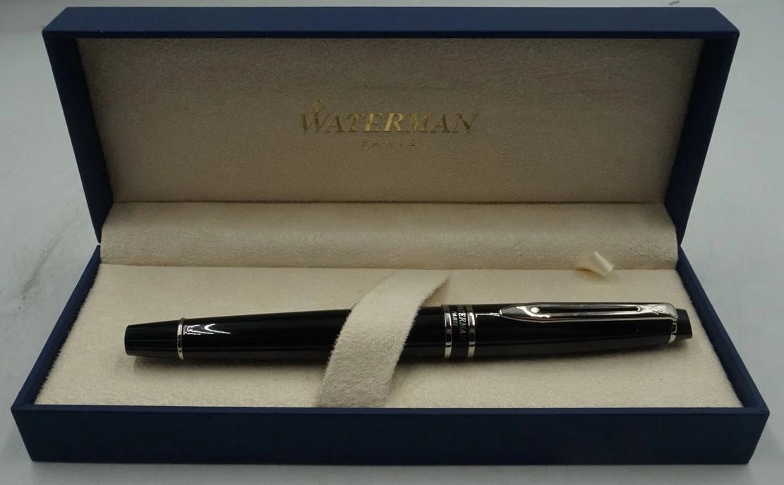 Waterman Expert Fountain Pen | Gloss Black with Chrome Trim | Medium Nib