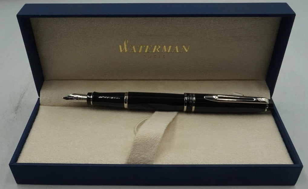 Waterman Expert Fountain Pen | Gloss Black with Chrome Trim | Medium Nib