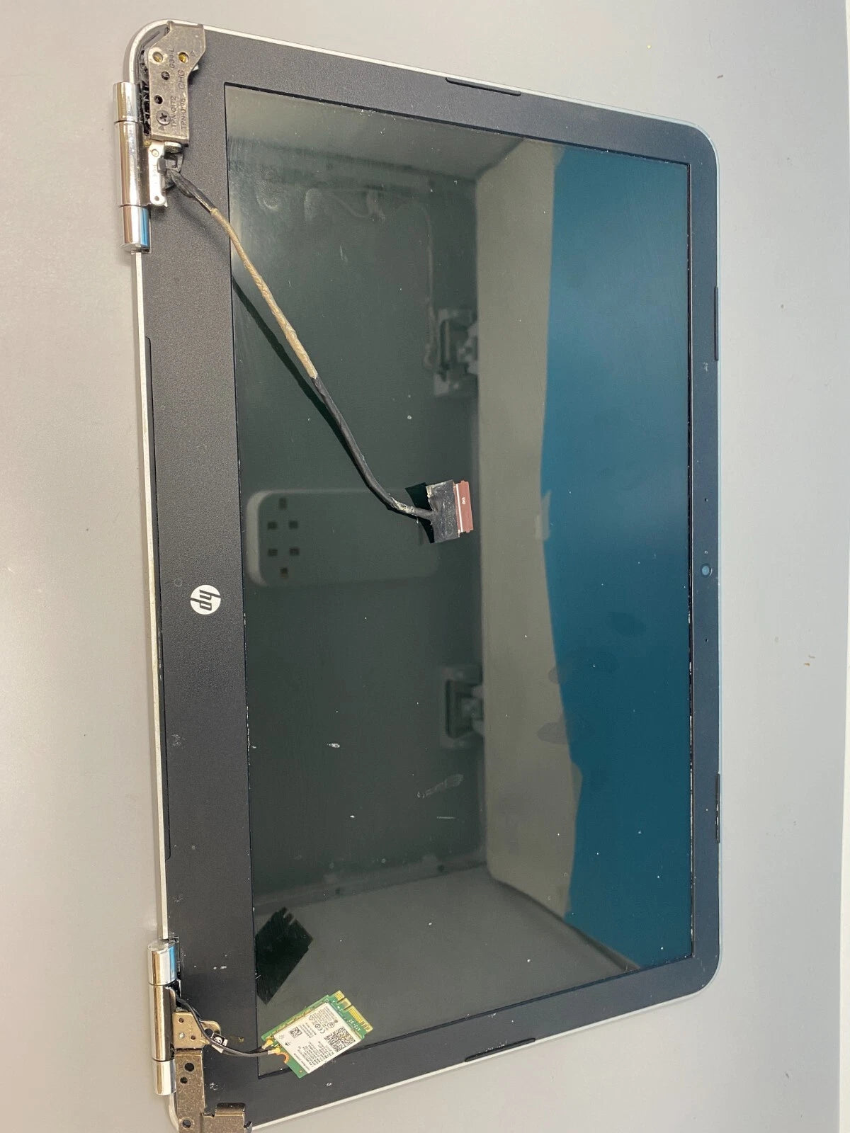 HP Pavillion model 15-au117na upper screen assembly SILVER