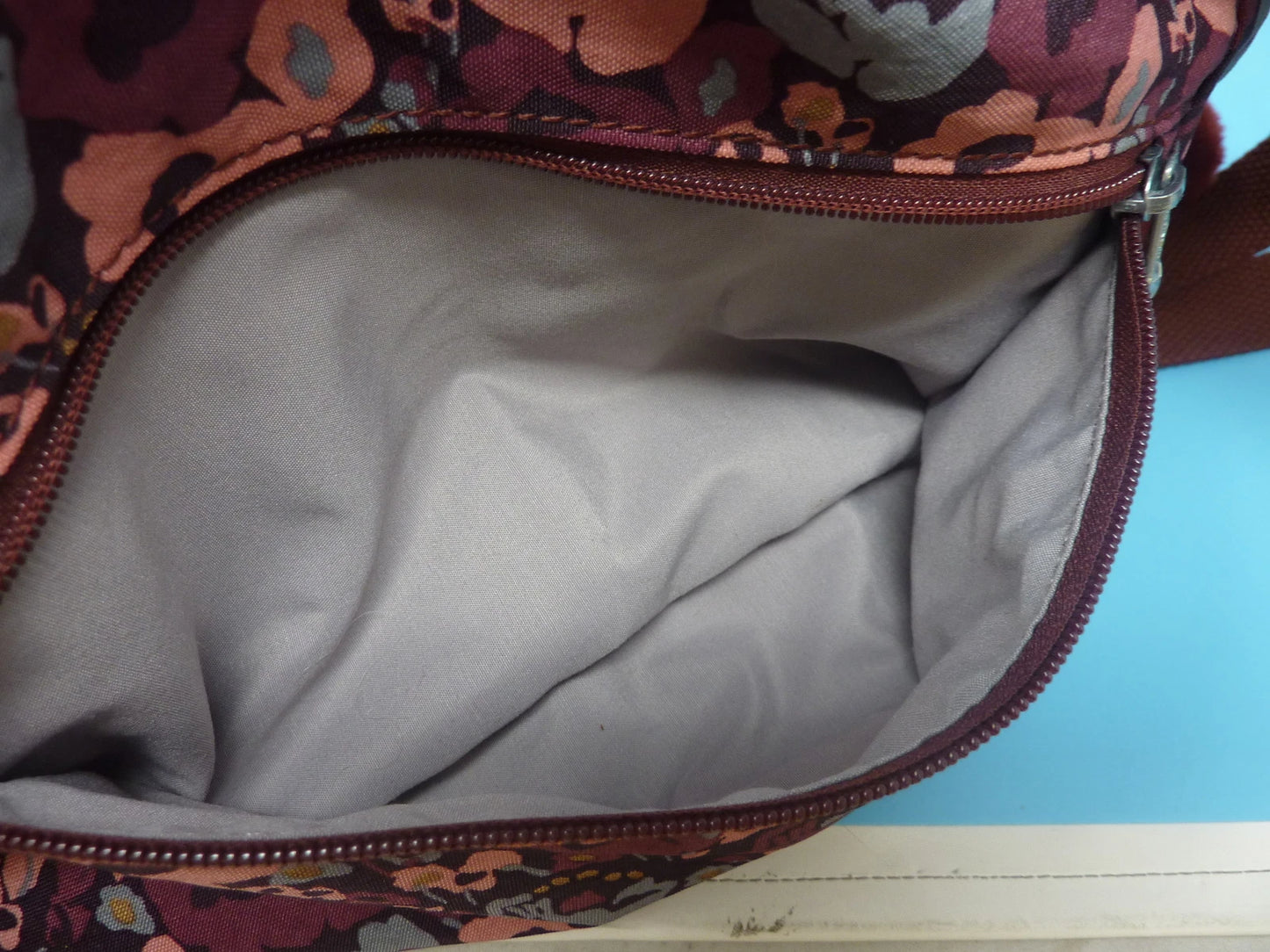 Kipling shoulder bag -floral