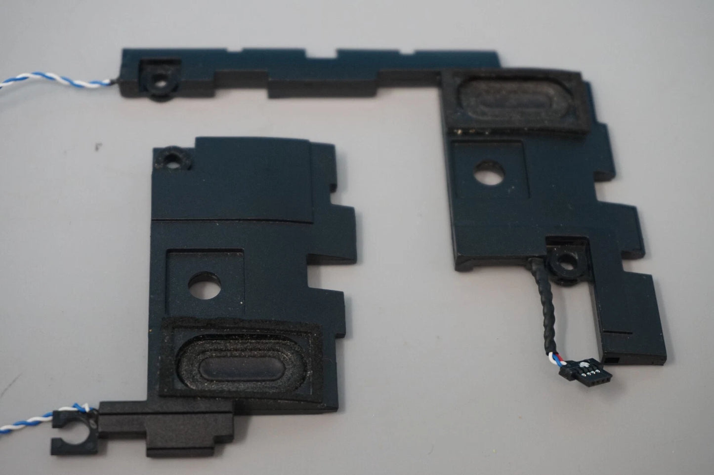 Acer Swift SF113-31-P4YX Genuine Replacement Speakers L/R set 04A4-02Y2000