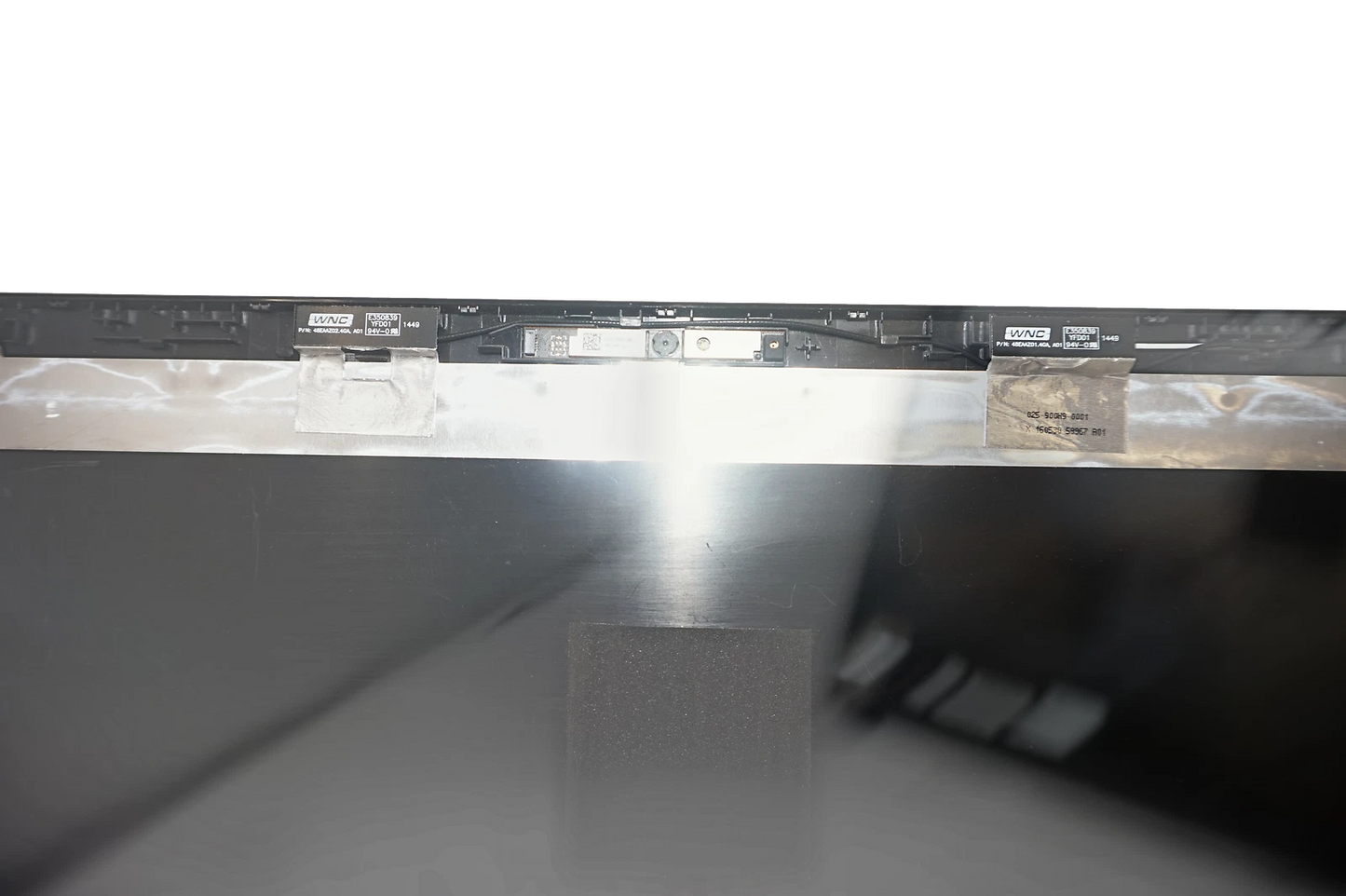 Dell Inspiron 3558 Lid incl Bezel Hinge Webcam Wifi antenna CN0MTJ1N78860