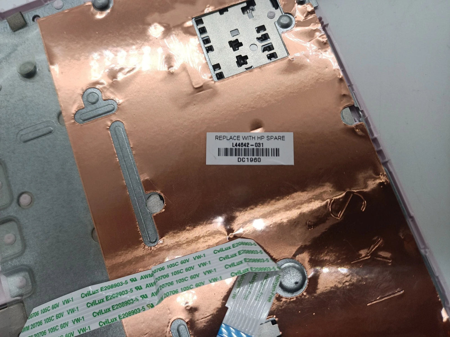 Genuine HP Stream 11-AK 11-AJ Palmrest Cover Keyboard UK Pink L44642-031