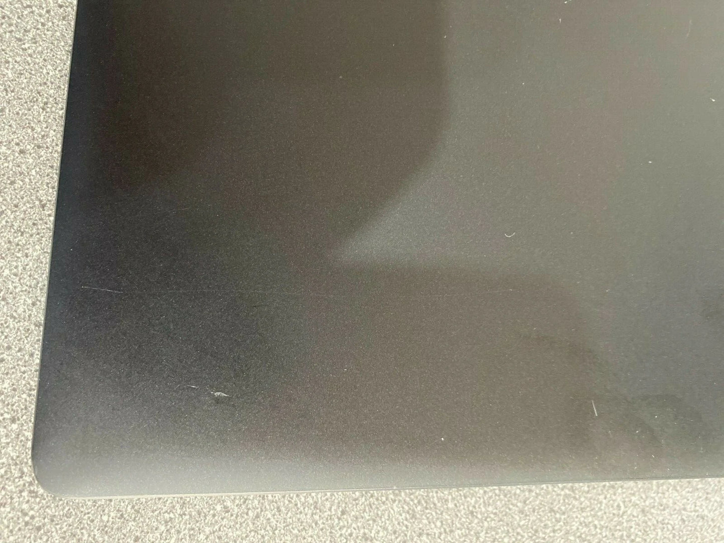 Dell Latitude 3470 upper lid assembly inc bezel and cables PN 0W5YXG