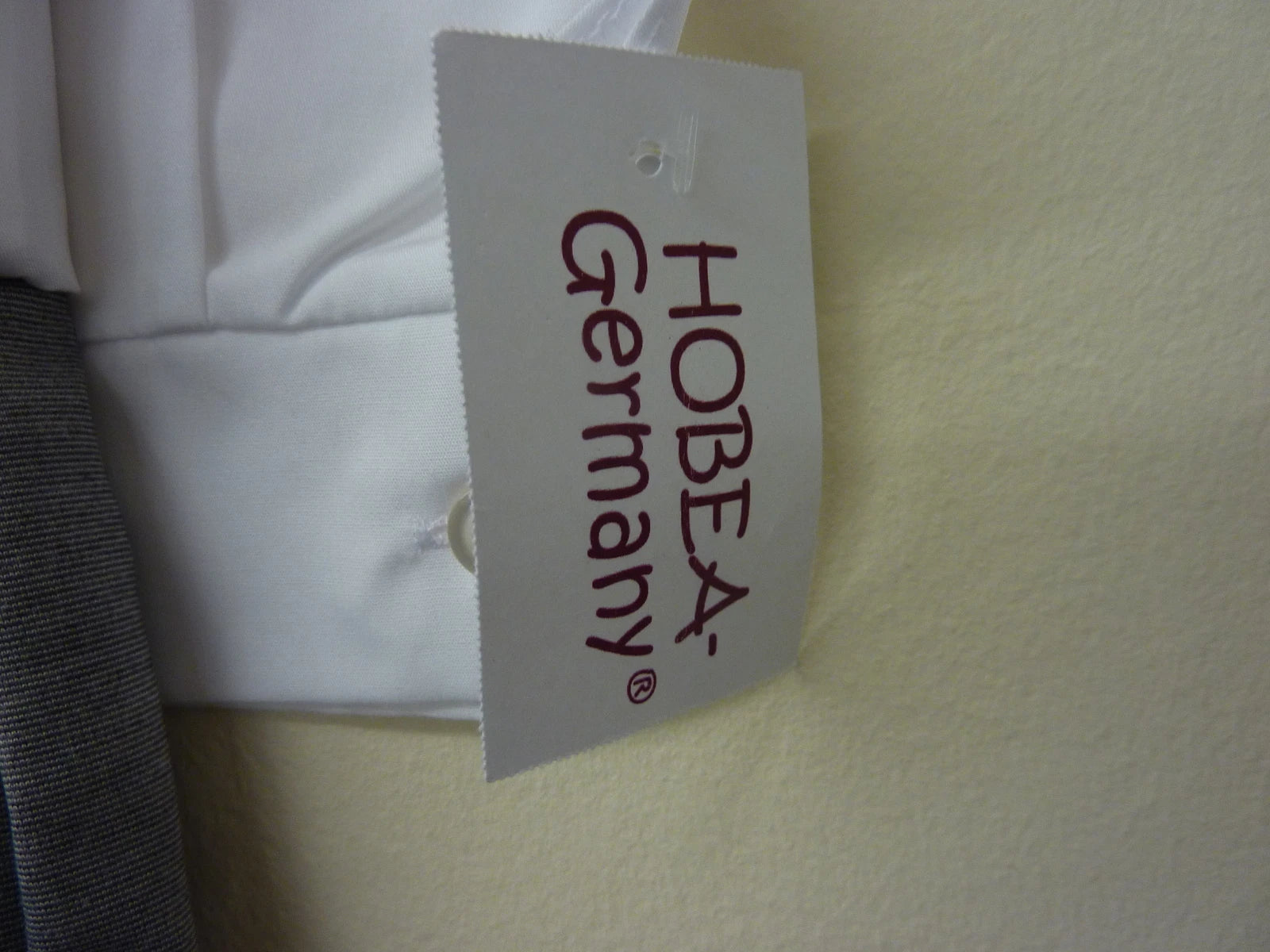 HOBEA-GERMANY-BABY SUIT-UK9-12MONTHS-GERMANY SIZE 74-WHITE/GREY