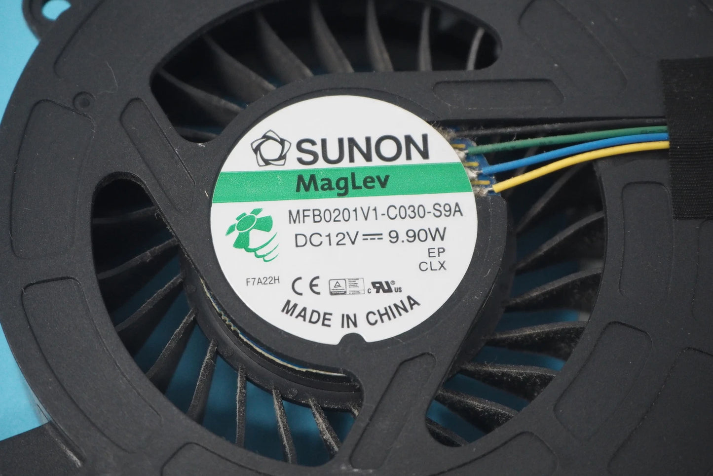 Lenovo Ideacentre 520-24IKL Motherboard fan and heatsink