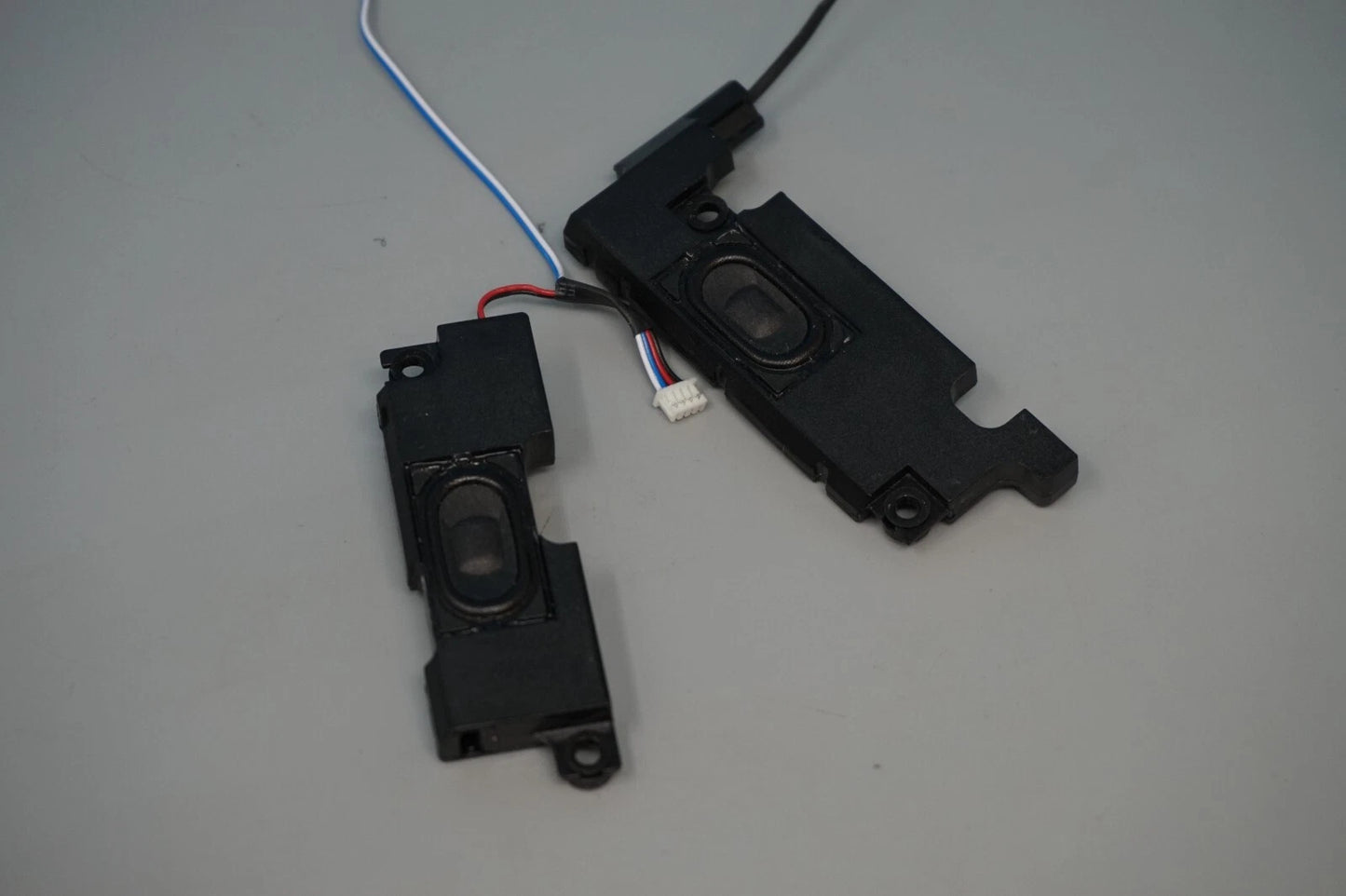 Lenovo ThinkPad T460 Genuine Replacement Speakers L/R Pair