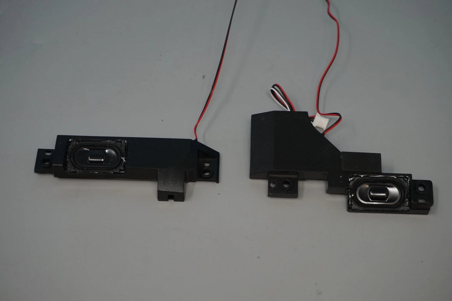 HP 255 GENUINE REPLACEMENT LEFT AND RIGHT INTERNAL SPEAKERS