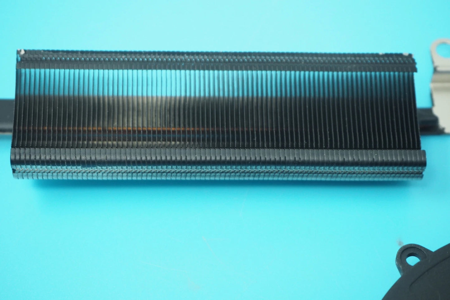 Lenovo Ideacentre 520-24IKL Motherboard fan and heatsink