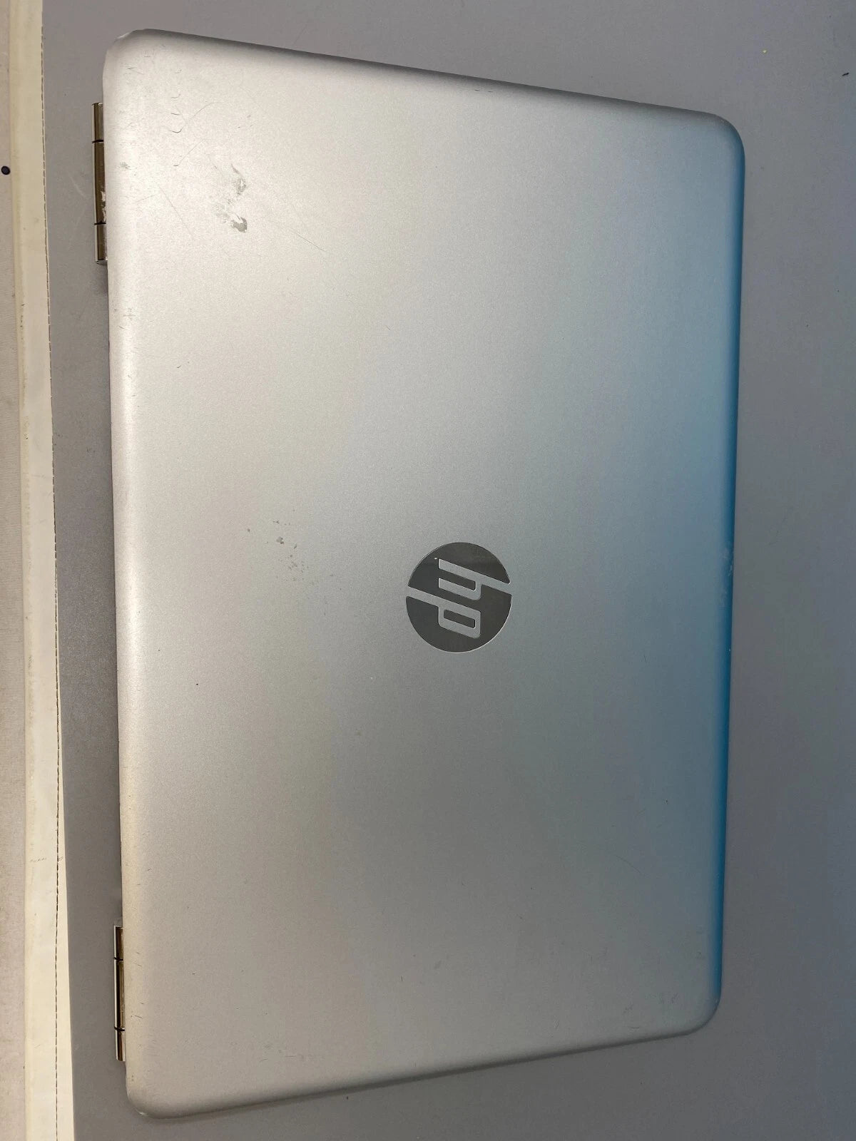 HP Pavillion model 15-au117na upper screen assembly SILVER