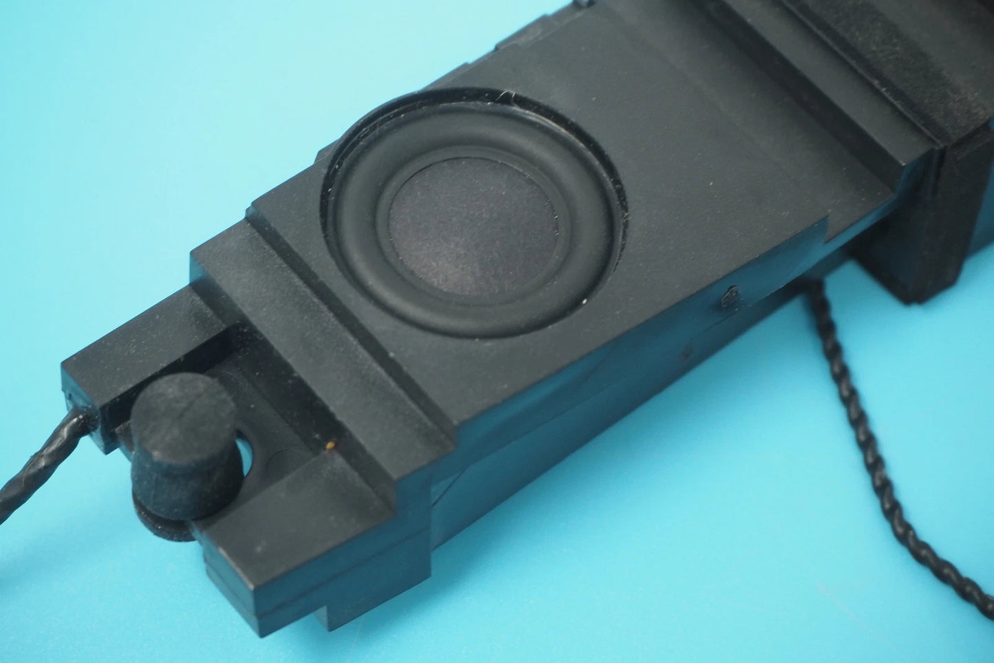 Lenovo IdeaCentre Internal Speakers AIO 520-24IKL left and right