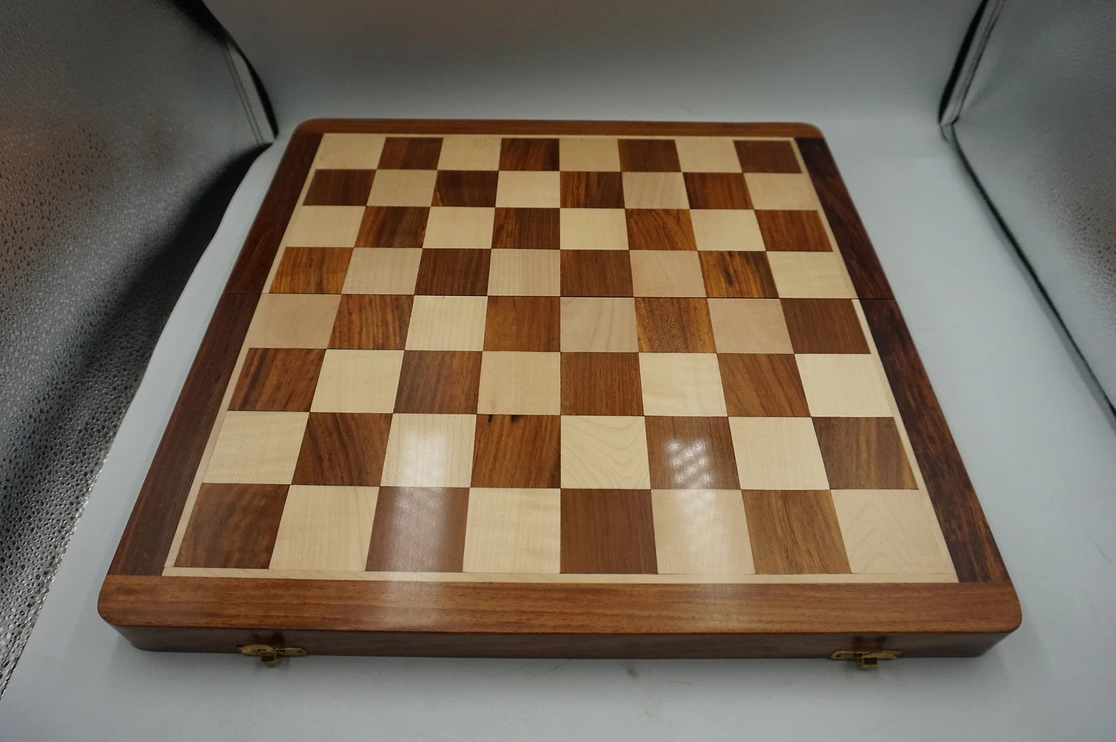 BC best chess 16" wooden magnetic folding chess board with extra queens