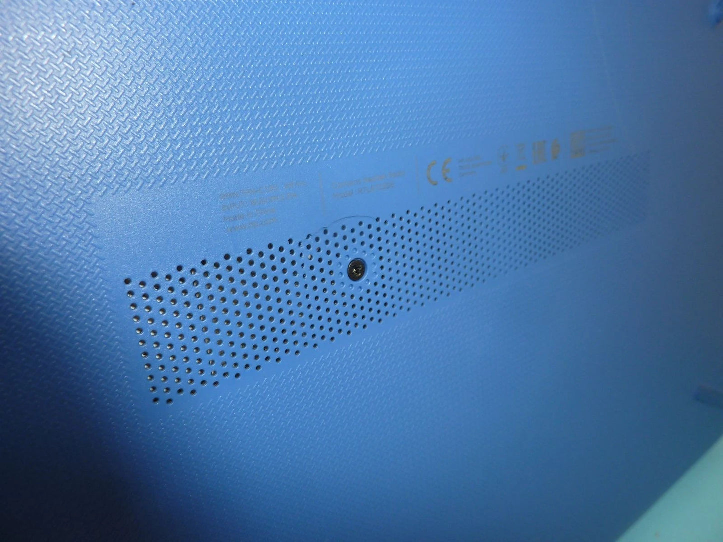 SPARES REPAIRS HP 15.6" Laptop AMD A6 16GB/1TB HDD Win11 Home 15-bw059sa