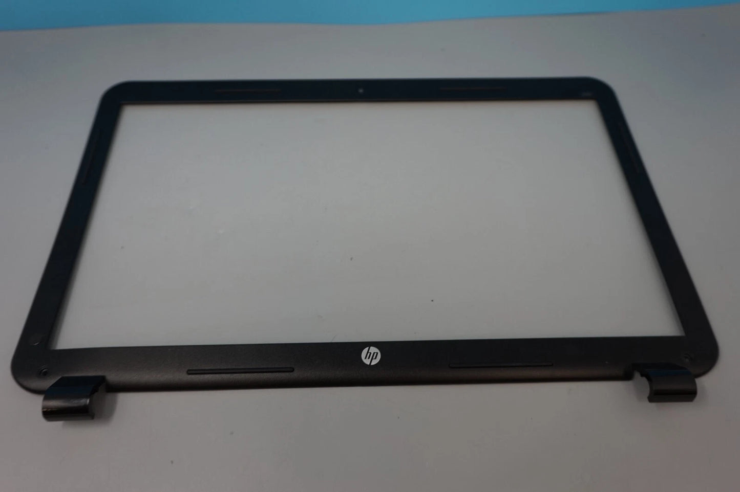 HP 255 GENUINE REPLACEMENT SCREEN BEZEL PLASTICS SURROUND TRIM
