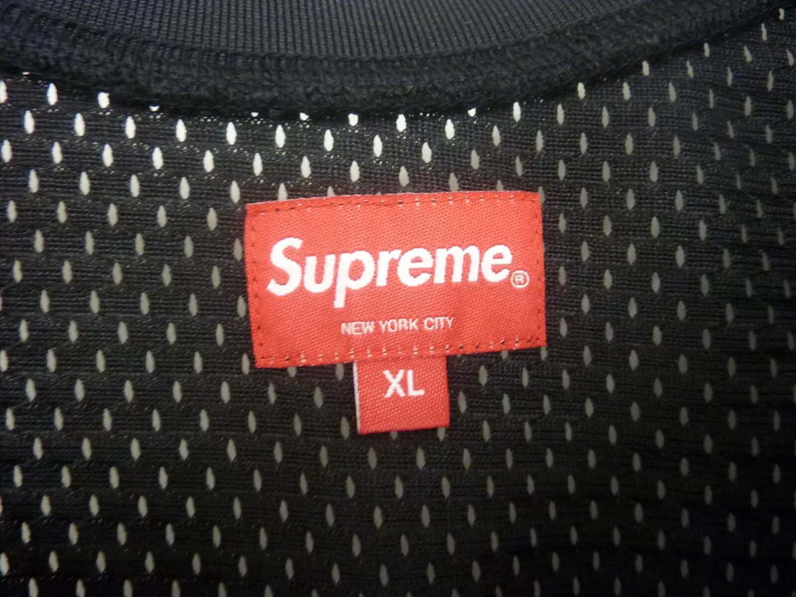 SUPREME MENS ANIMAL BASKETBALL JERSEY SIZE XL